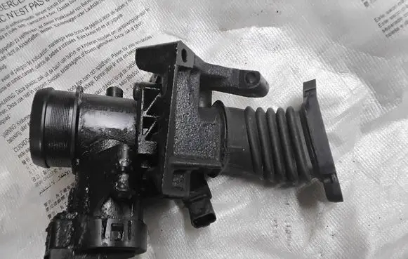 Ford Focus Throttle valve 9643836980