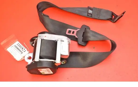 Volvo V40 Front seatbelt 31292072