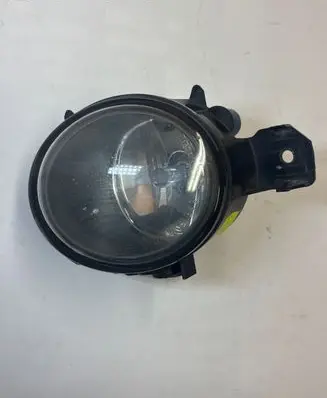 BMW 1 E82 E88 Front fog light 13101610 89203662 7837502
