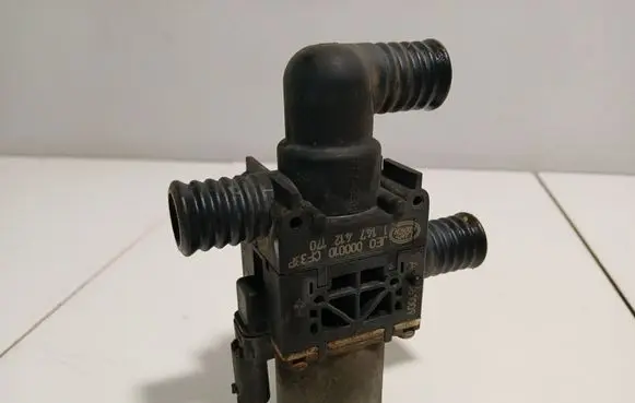 Land Rover Range Rover L322 Coolant heater control valve 1147412170