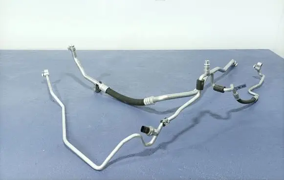 BMW 1 F40 Air conditioning (A/C) pipe/hose 7939498