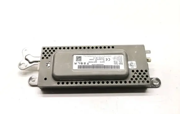 Tesla Model 3 Other control units/modules 1079755-00-D