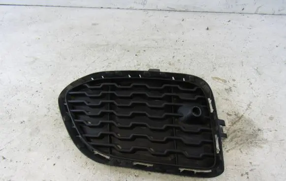 BMW X3 F25 Front bumper lower grill 8056942