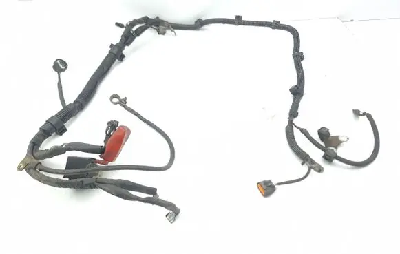 Mitsubishi Pajero Positive cable (battery)