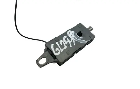 Renault Captur II Aerial antenna amplifier 282303463R