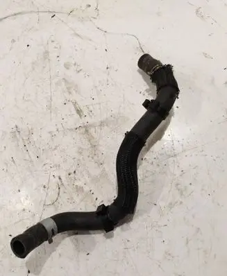 Toyota RAV 4 (XA40) Engine coolant pipe/hose