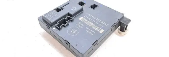 Mercedes-Benz CLS C219 Fuse box set 2198200326 9280078617 ZN38SE08083W