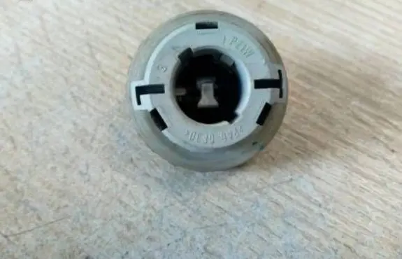 Headlight part