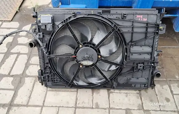 Peugeot 3008 II Radiator set 9806313580