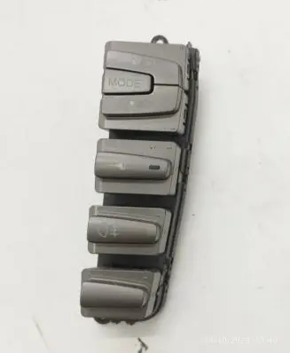 Fiat Bravo Fog light switch 735424857 90012255070207 A21120700