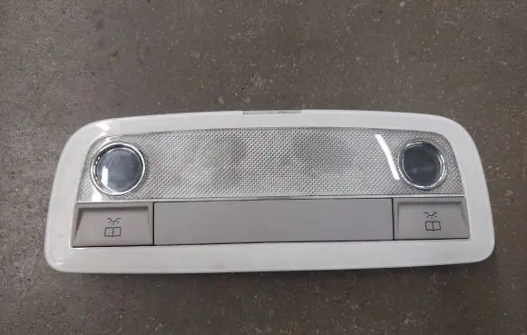 Mercedes-Benz C W204 Rear seat light