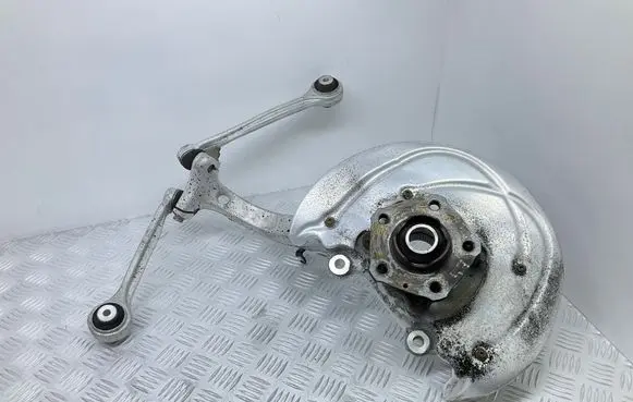 Audi A4 S4 B9 Front wheel hub 8W0407560 8W0407242F