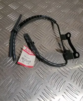 Mitsubishi Pajero Sport I Exhaust gas pipe MR127428