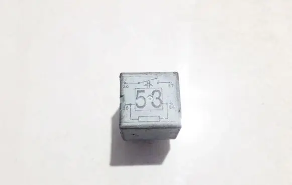 Volkswagen Golf IV Other relay 141951253b