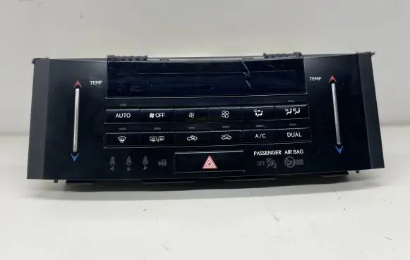 Lexus IS III XE30 Climate control unit 5590053240 75F777 7776C43