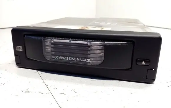 BMW 6 E63 E64 CD/DVD changer 65126941416 65129131850 65129125240
