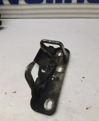 Volkswagen Golf V Engine bonnet/hood lock/latch loop/hook 1K0823480