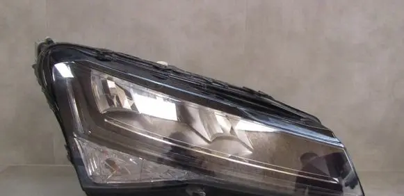 Skoda Superb B8 (3V) Headlight/headlamp 3V1941016C