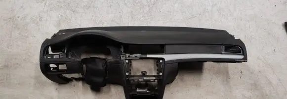Skoda Superb B6 (3T) Dashboard 3t1857007 3t19b900045520