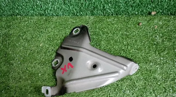 BMW X1 F48 F49 Fender mounting bracket 7351515
