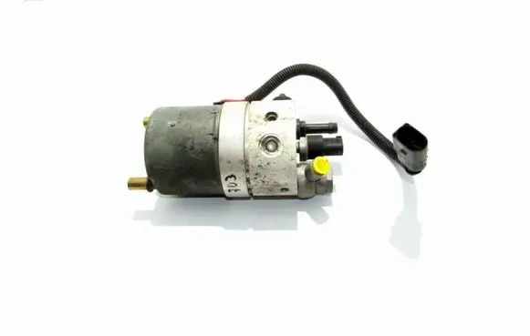 Volkswagen PASSAT B5.5 Convertible roof hydraulic pump 8E0614175D