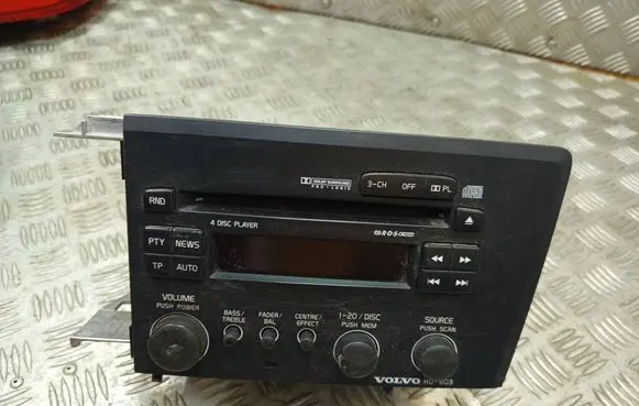 Volvo S60 Radio/CD/DVD/GPS head unit 306576381