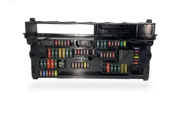 BMW 5 F10 F11 Fuse module 9252815