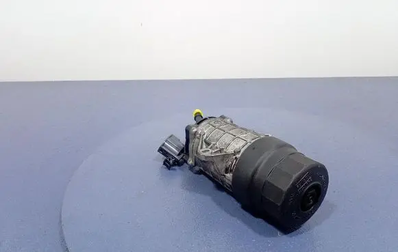Ford Mondeo MK I Fuel filter housing 1228120S01