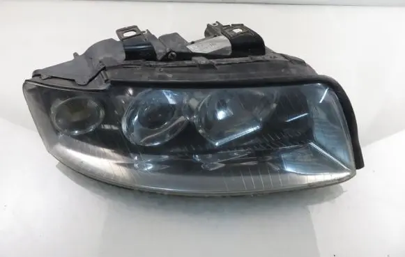 Audi A4 S4 B6 8E 8H Headlight/headlamp