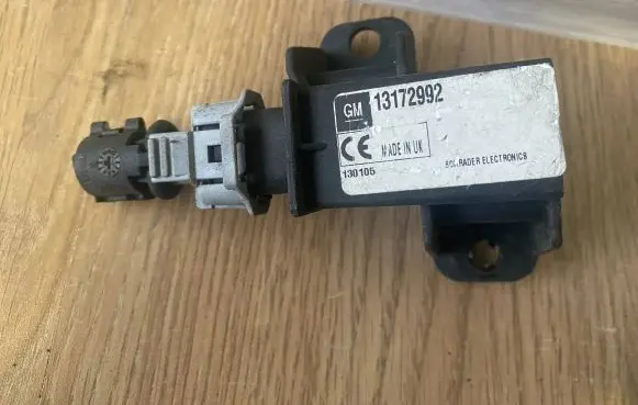 Opel Vectra C Tire pressure sensor 13172992 130105