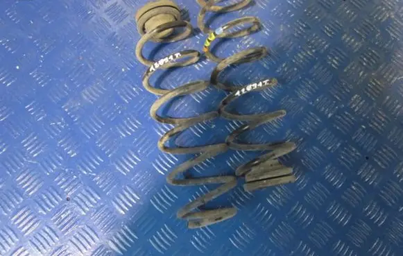 Volkswagen Polo Rear coil spring