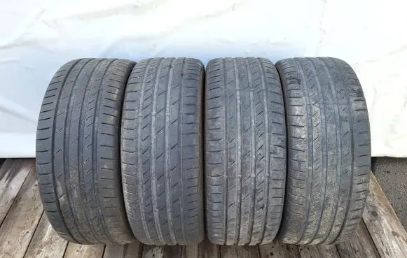 Volkswagen Golf VII R18 summer tire 