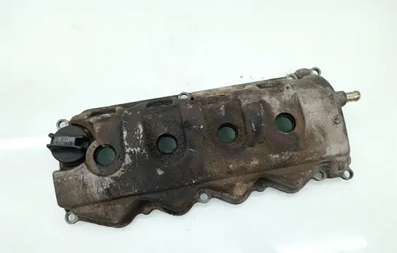 Nissan X-Trail T30 Rocker cam cover 