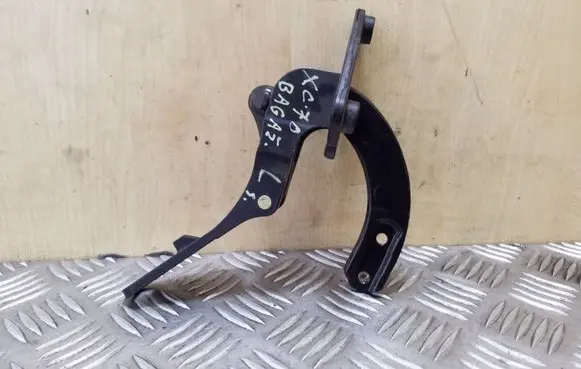Volvo V70 Tailgate/trunk/boot hinge 8643157