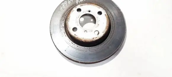 Toyota Yaris Front brake disc ventiliuojamas