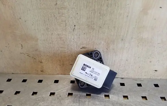 Honda CR-V ESP acceleration yaw rate sensor 0265005683 39960STKA01