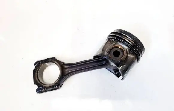 Audi A4 S4 B5 8D Piston with connecting rod