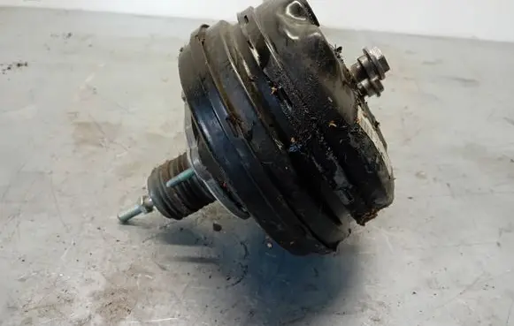 Audi A4 S4 B6 8E 8H Brake booster 8E0612105M