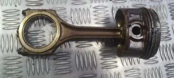 Audi A4 S4 B5 8D Piston with connecting rod 0786