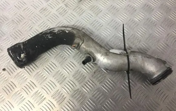 Mercedes-Benz E W211 Intercooler hose/pipe
