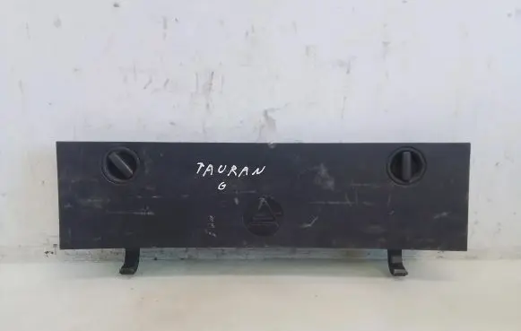 Volkswagen Touran I Other trunk/boot trim element 1J0867468