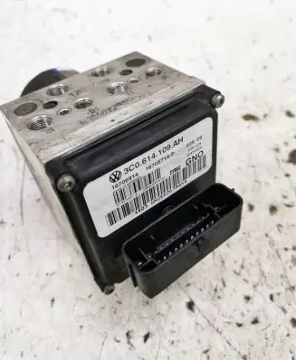Volkswagen PASSAT B6 ABS Pump 3C0614109AH 16705914 16705714P