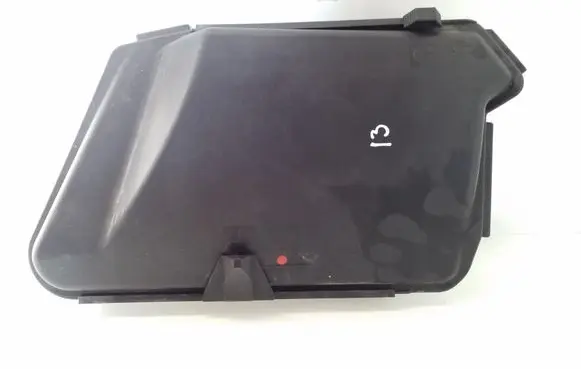 Mercedes-Benz E W211 Fuse box cover 2115400082
