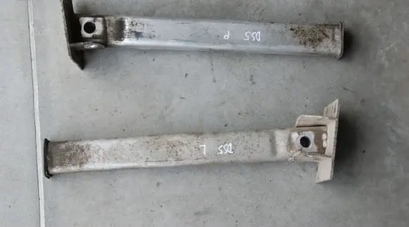 Citroen DS5 Lower shock absorber bracket 160KM
