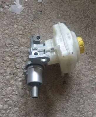 Porsche Panamera (970) Master brake cylinder 97035501300