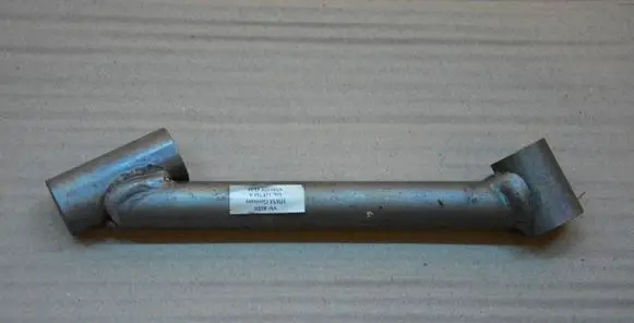Volkswagen Touran I Other engine bay part 04L129723A