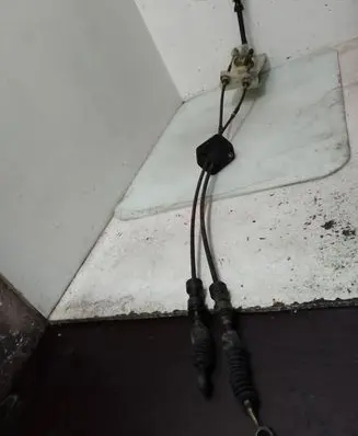 Nissan X-Trail T30 Gear shifter/selector
