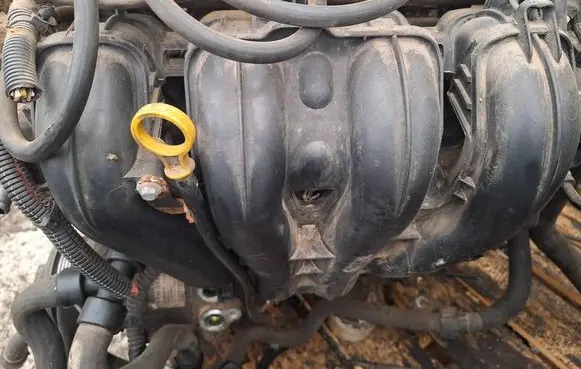 Volvo V70 Intake manifold