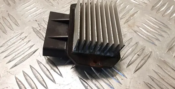 Mitsubishi Pajero Heater blower motor/fan resistor 4993002110