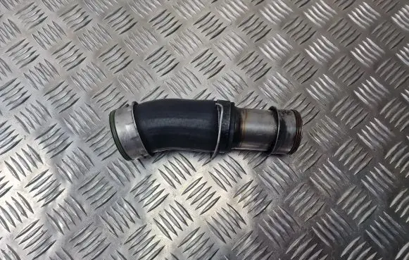 Volkswagen Transporter - Caravelle T5 Intercooler hose/pipe 145555C